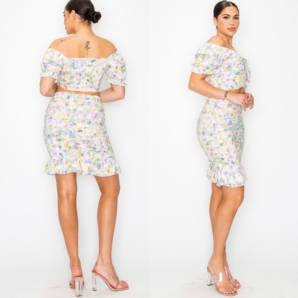 🆕Two piece floral print top and skirt set - Picture 3 of 8